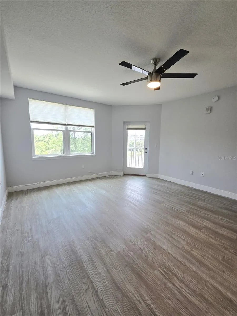 960 STARKEY ROAD #9206 Largo, FL 33771