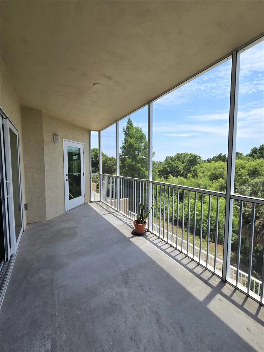 960 STARKEY ROAD #9206 Largo, FL 33771