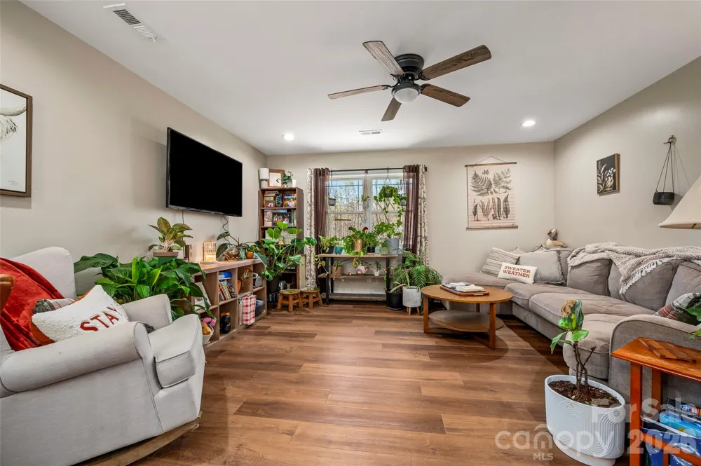 180 Nanhart Court Rutherfordton, NC 28139