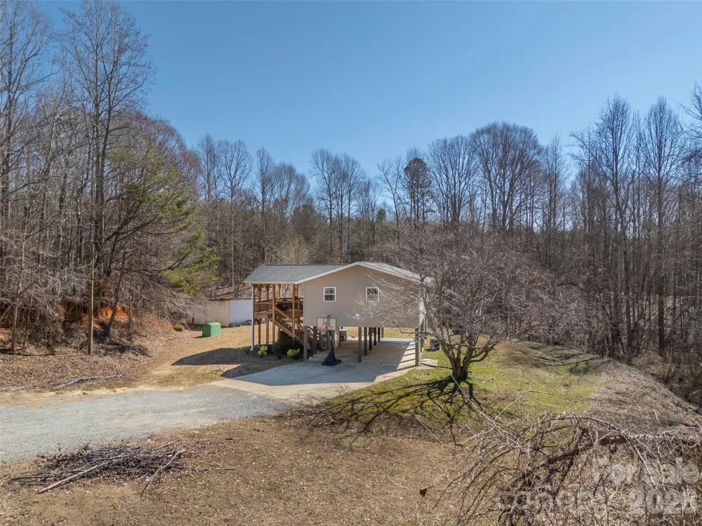180 Nanhart Court Rutherfordton, NC 28139