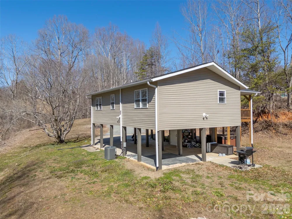 180 Nanhart Court Rutherfordton, NC 28139