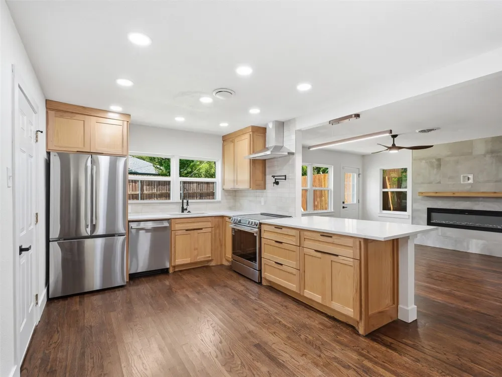 11207 Flamingo Lane Dallas, TX 75218
