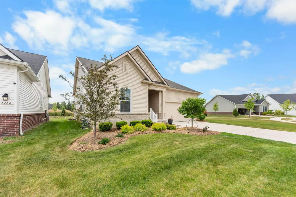 3772 Park Creek Lane Canton, MI 48188