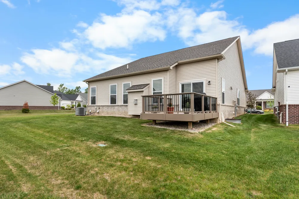 3772 Park Creek Lane Canton, MI 48188