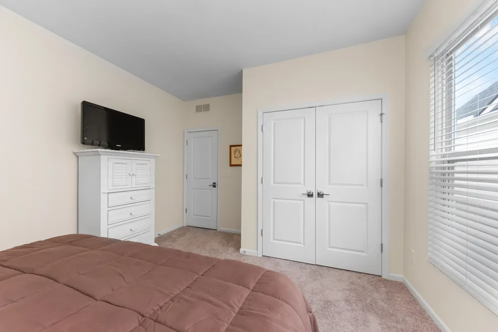 3772 Park Creek Lane Canton, MI 48188
