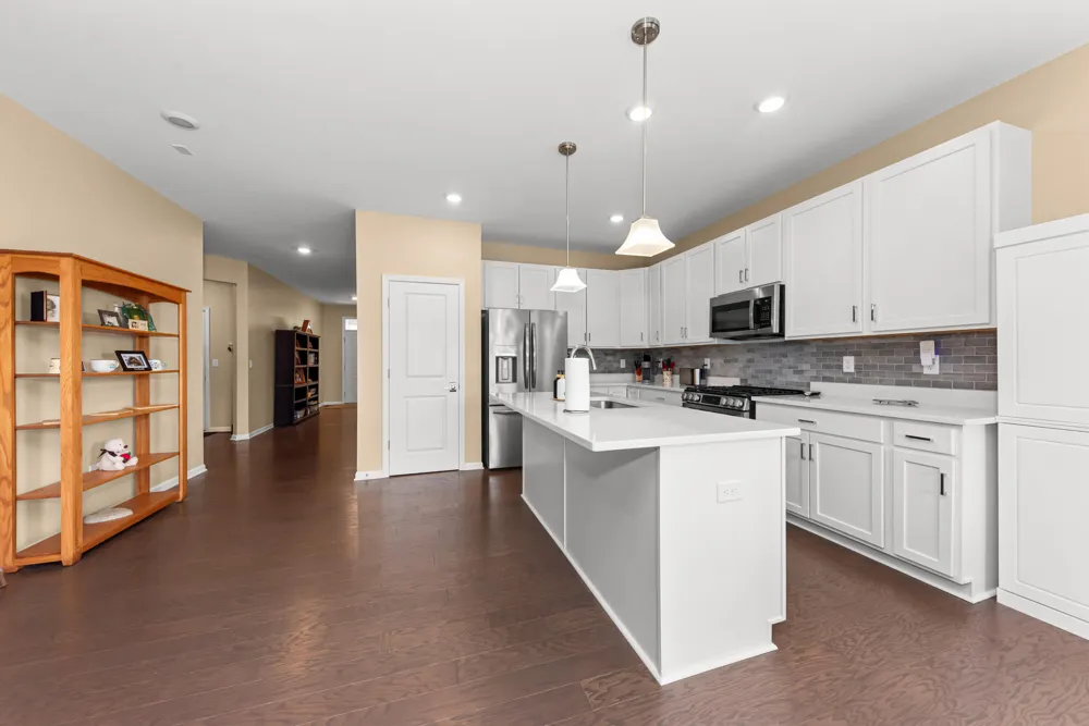 3772 Park Creek Lane Canton, MI 48188