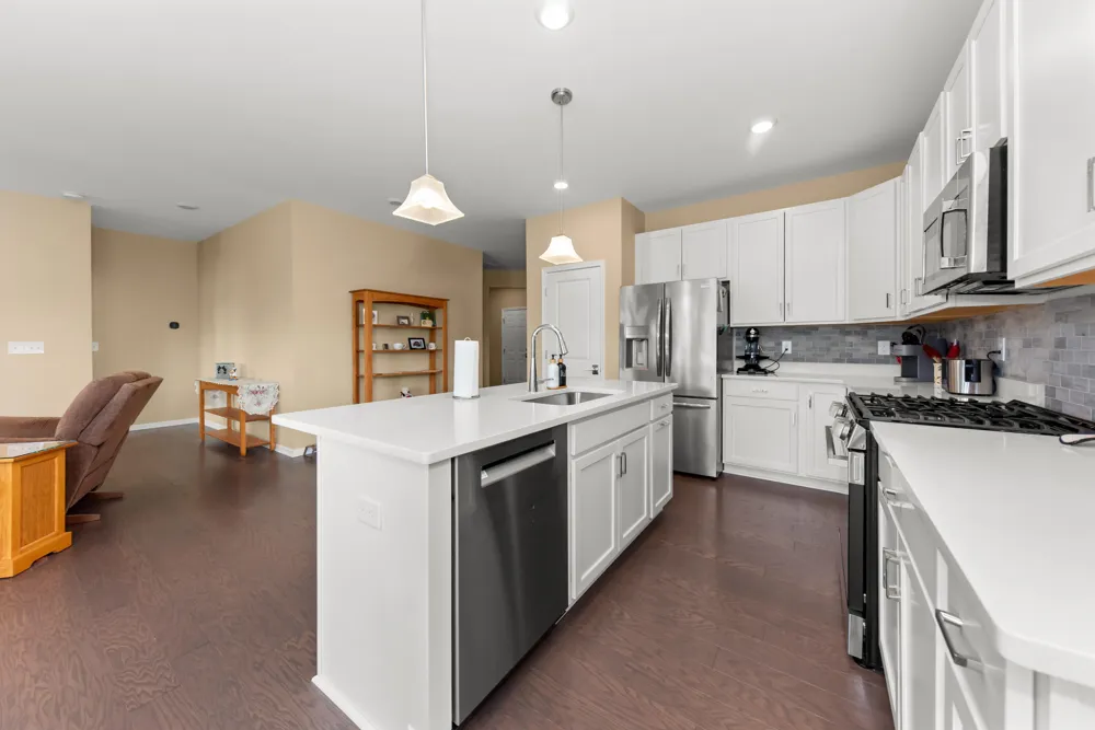 3772 Park Creek Lane Canton, MI 48188