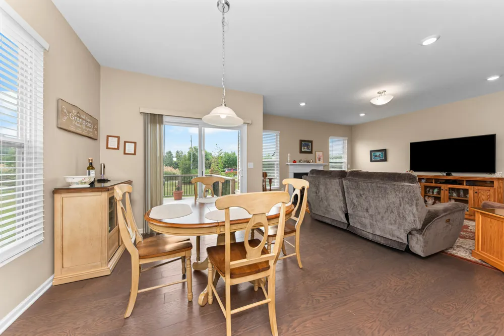 3772 Park Creek Lane Canton, MI 48188