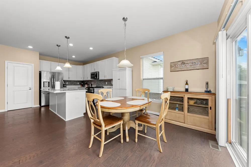 3772 Park Creek Lane Canton, MI 48188