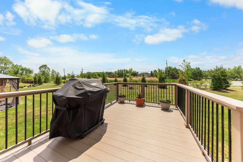 3772 Park Creek Lane Canton, MI 48188