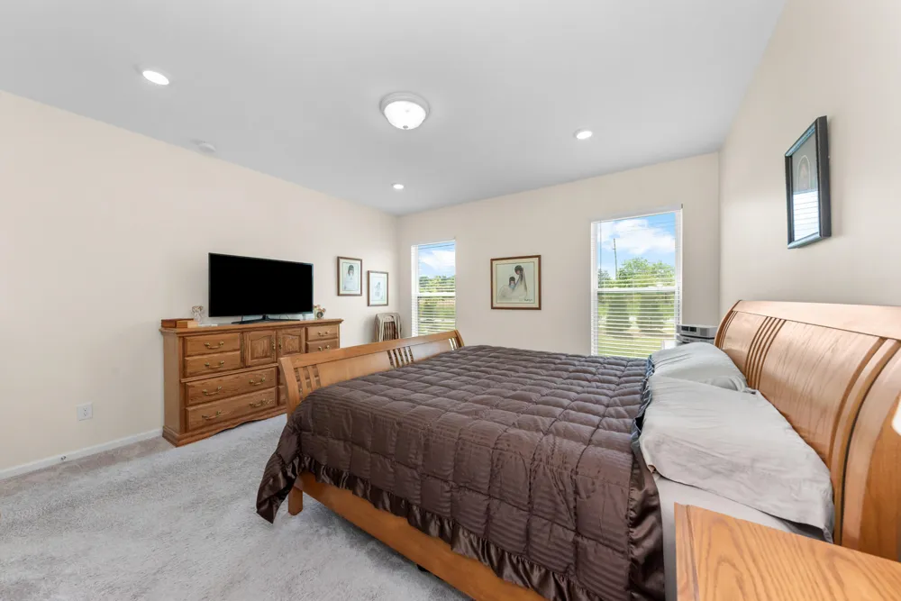 3772 Park Creek Lane Canton, MI 48188