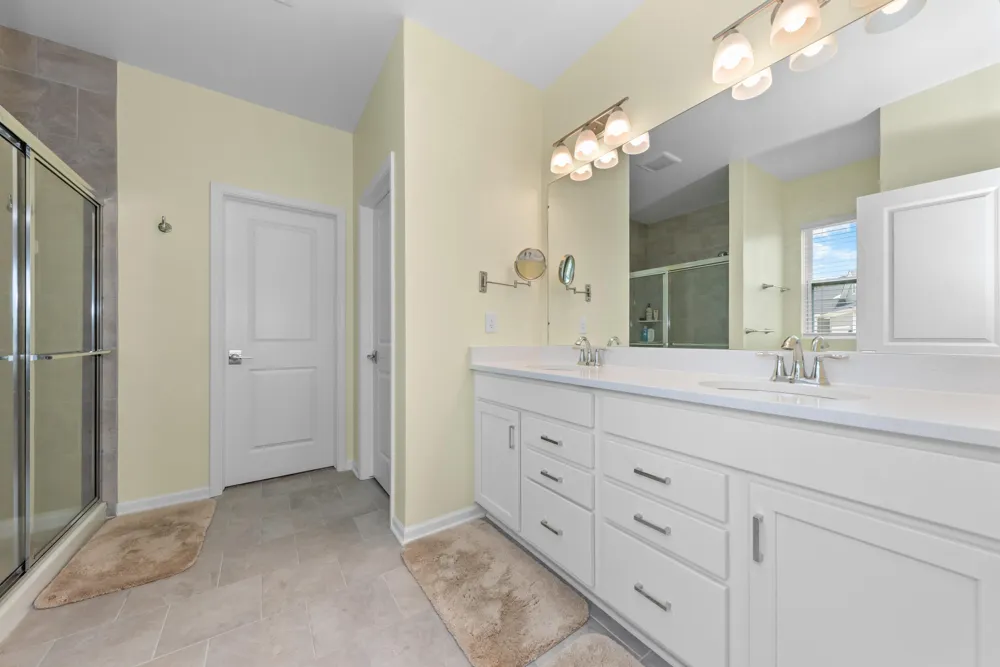 3772 Park Creek Lane Canton, MI 48188