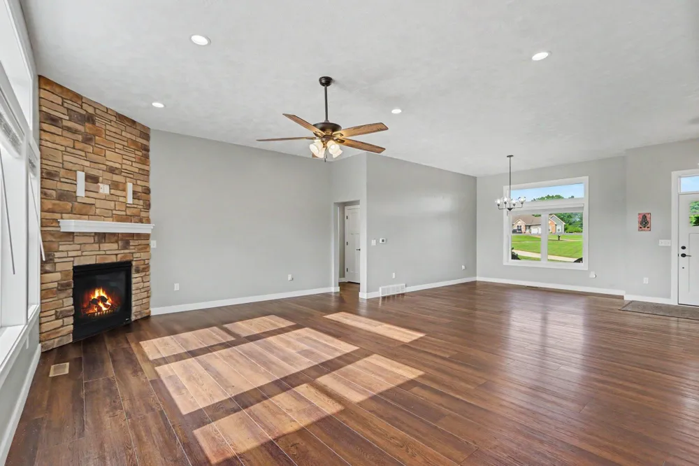 13825 Peninsula Drive Galesburg, MI 49053