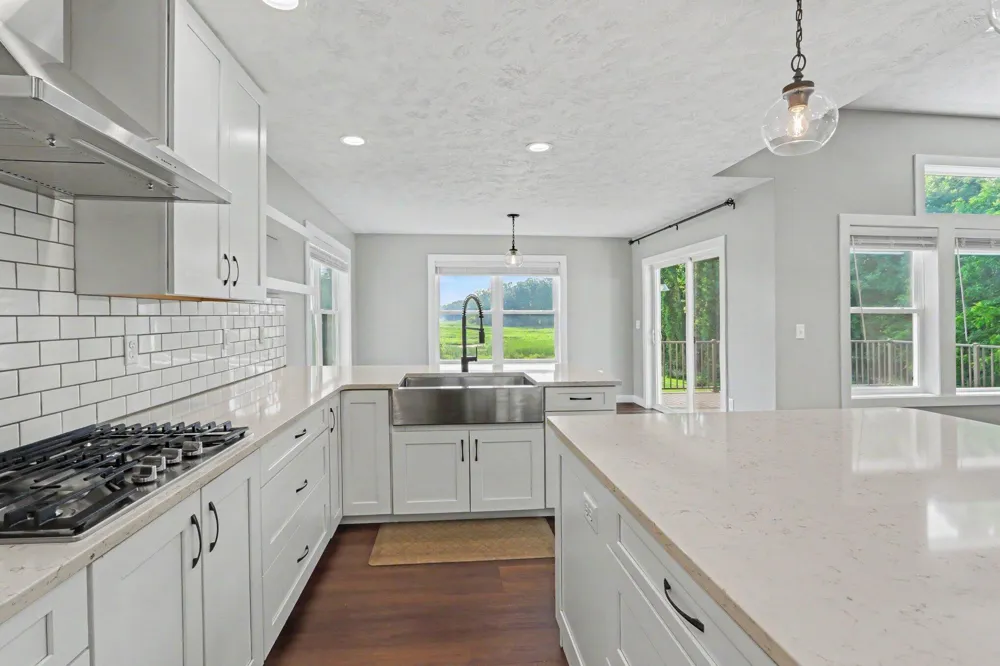13825 Peninsula Drive Galesburg, MI 49053