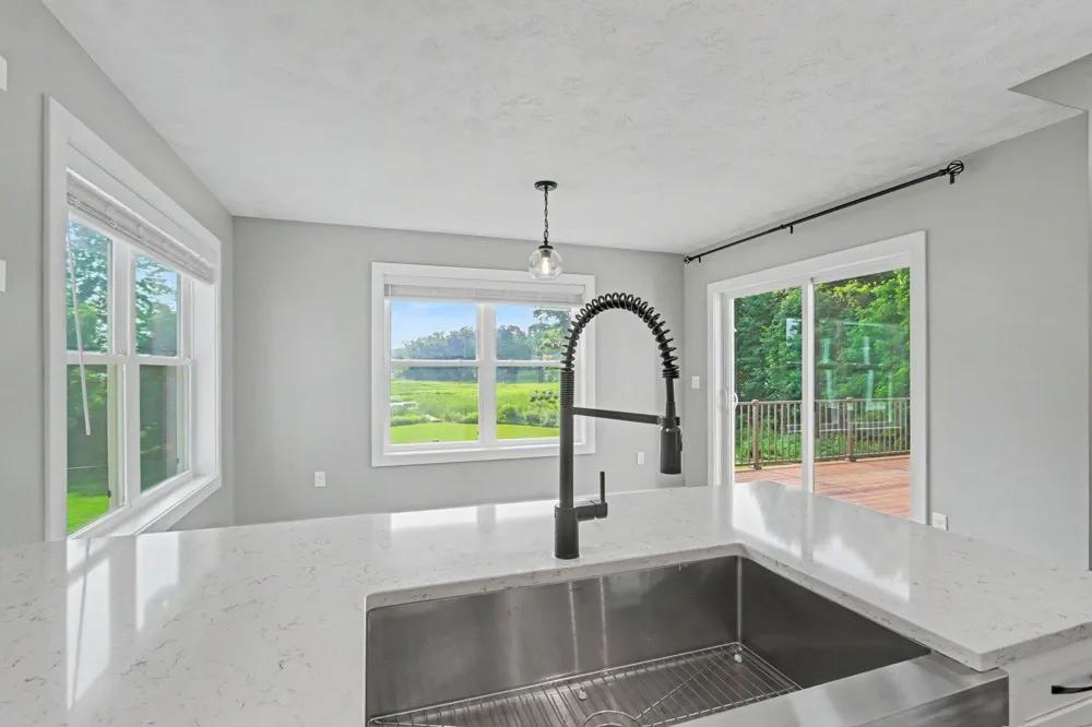 13825 Peninsula Drive Galesburg, MI 49053
