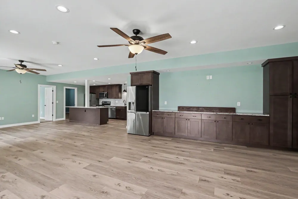 13825 Peninsula Drive Galesburg, MI 49053