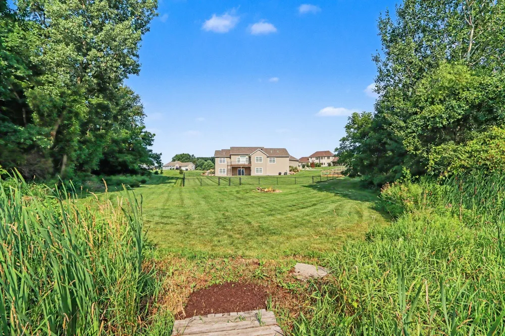 13825 Peninsula Drive Galesburg, MI 49053