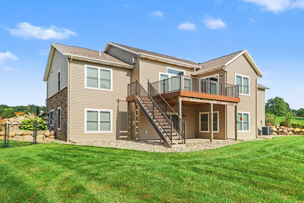 13825 Peninsula Drive Galesburg, MI 49053