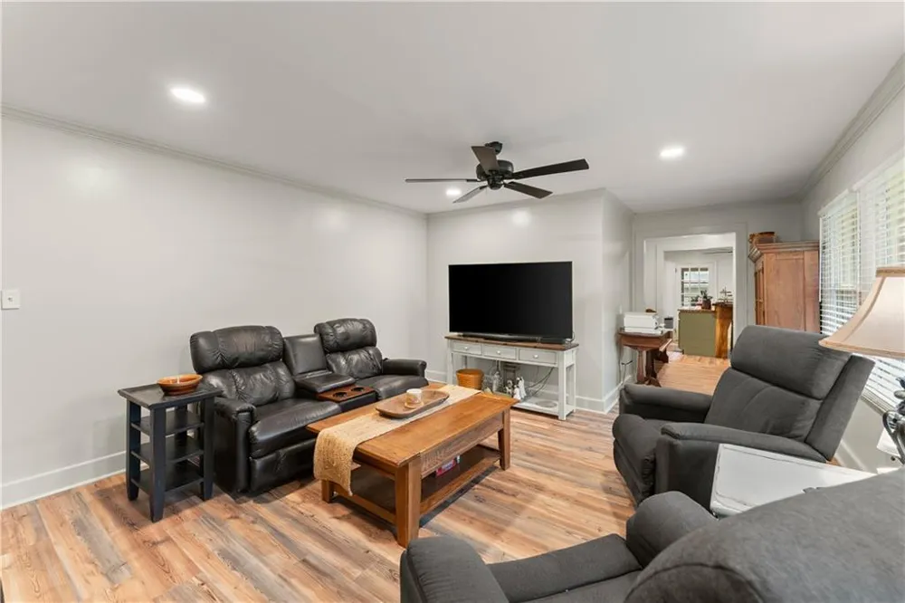 5907 Main Street Lula, GA 30554