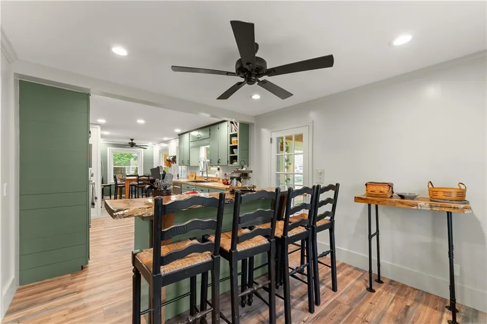 5907 Main Street Lula, GA 30554