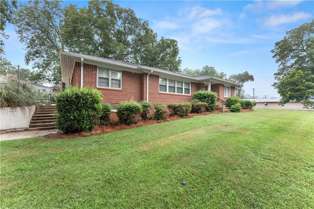 5907 Main Street Lula, GA 30554