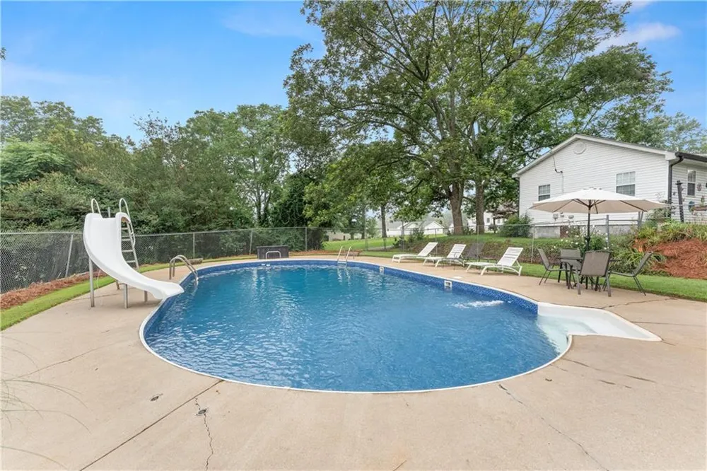 5907 Main Street Lula, GA 30554
