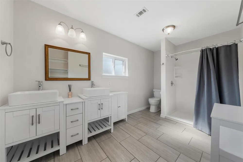 187 County Road 1766 Clifton, TX 76634