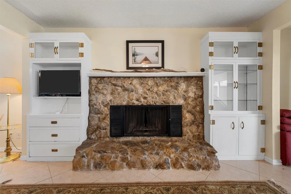 187 County Road 1766 Clifton, TX 76634