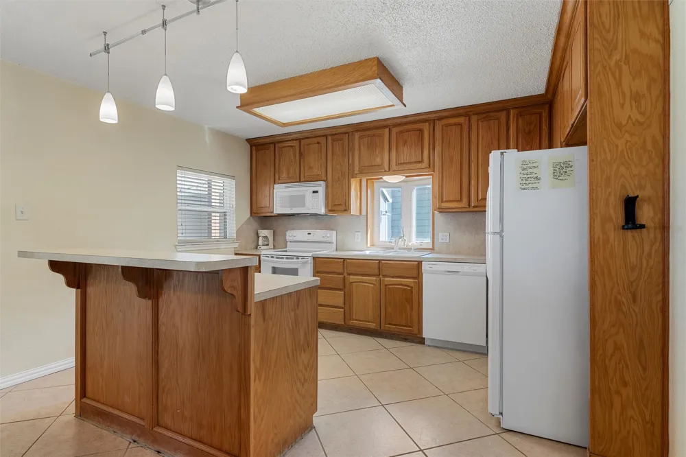 187 County Road 1766 Clifton, TX 76634