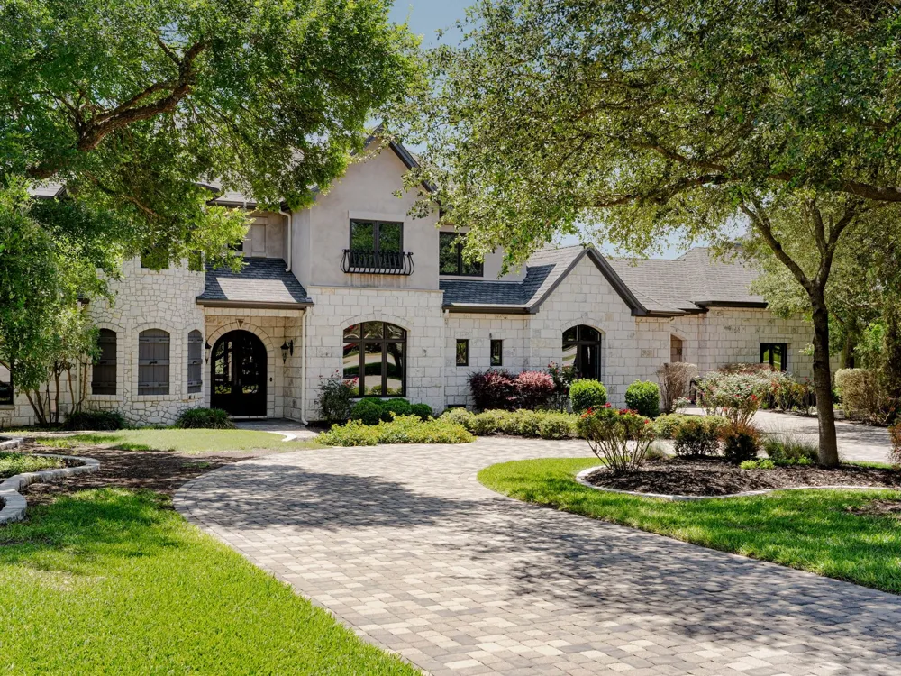 1928 Running Creek Drive Salado, TX 76571