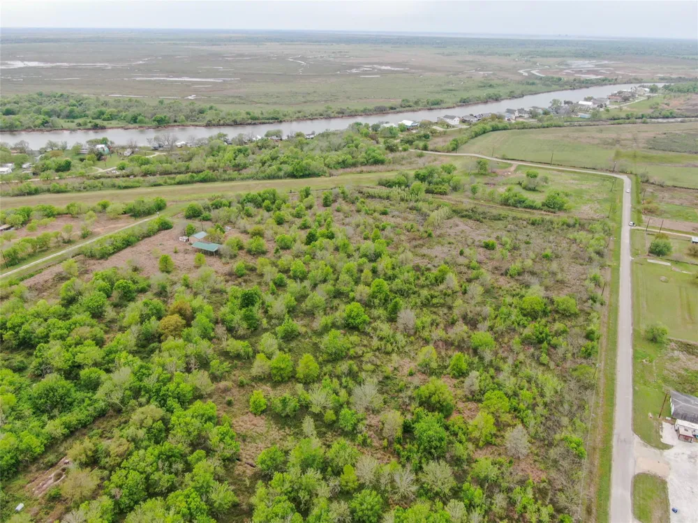 4 Cypress Matagorda, TX 77457