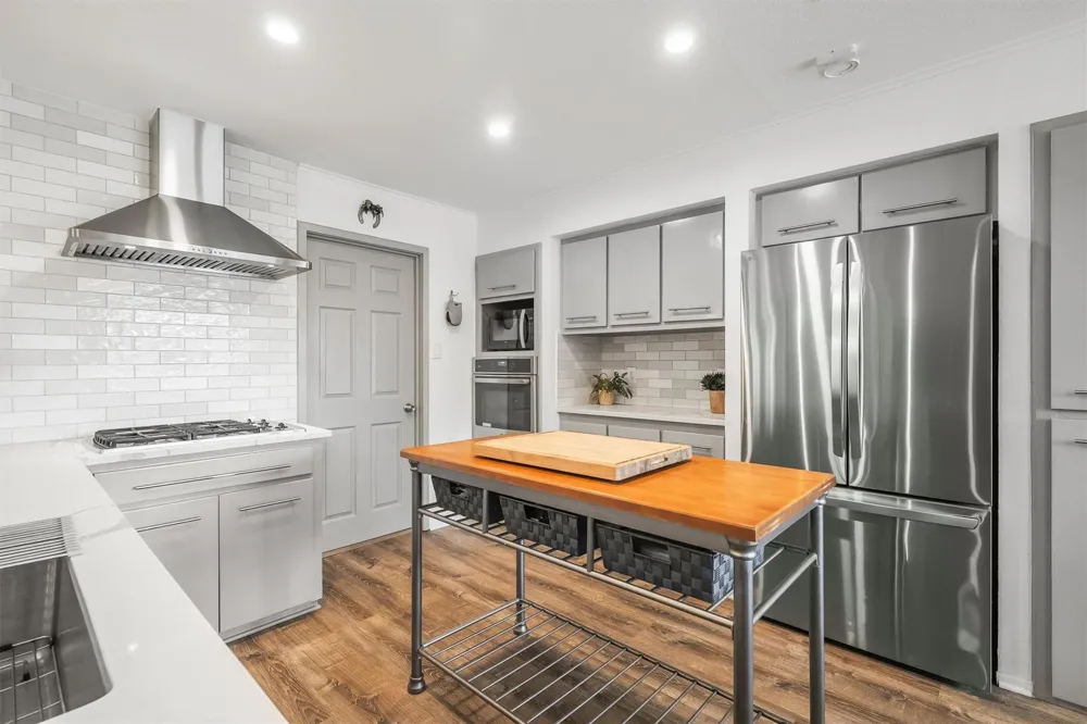 2206 Willowby Drive Houston, TX 77008