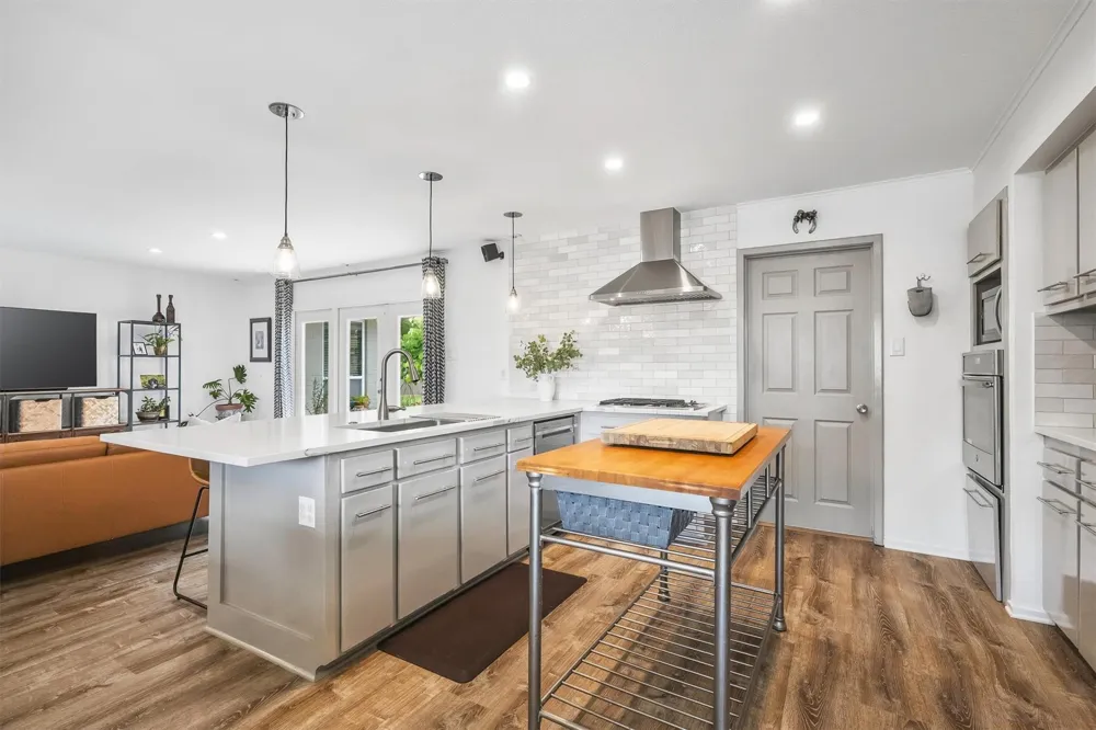 2206 Willowby Drive Houston, TX 77008