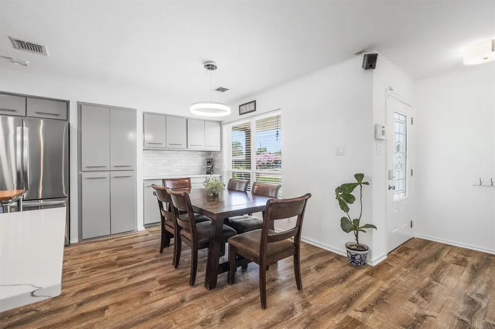 2206 Willowby Drive Houston, TX 77008