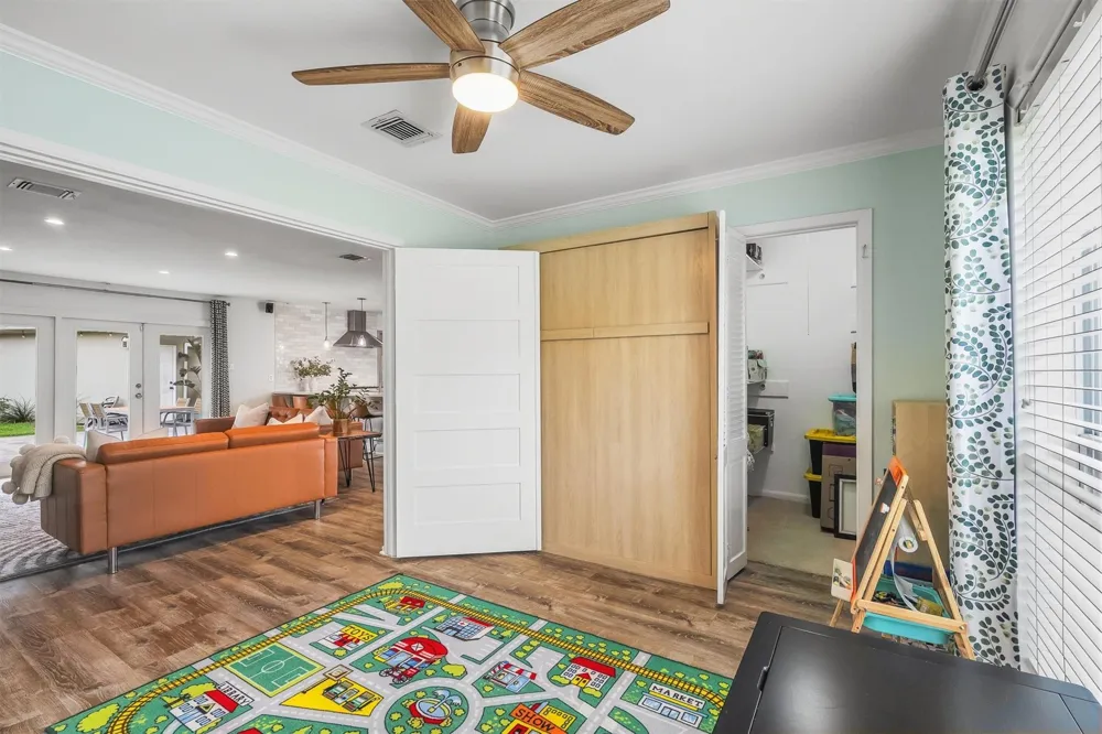 2206 Willowby Drive Houston, TX 77008