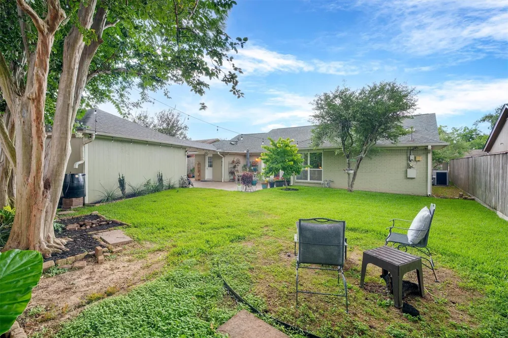 2206 Willowby Drive Houston, TX 77008