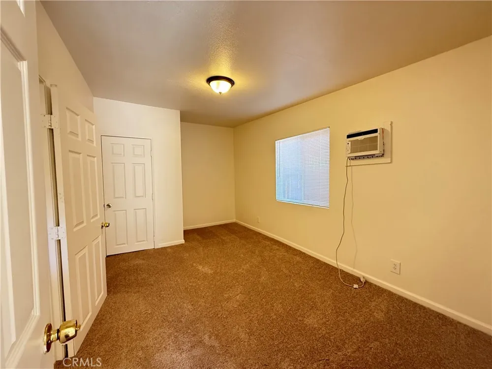 162 3rd Banning, CA 92220