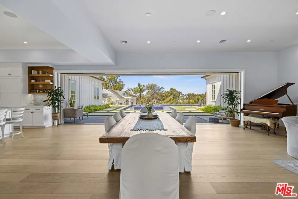 6671 Dume Drive Malibu, CA 90265
