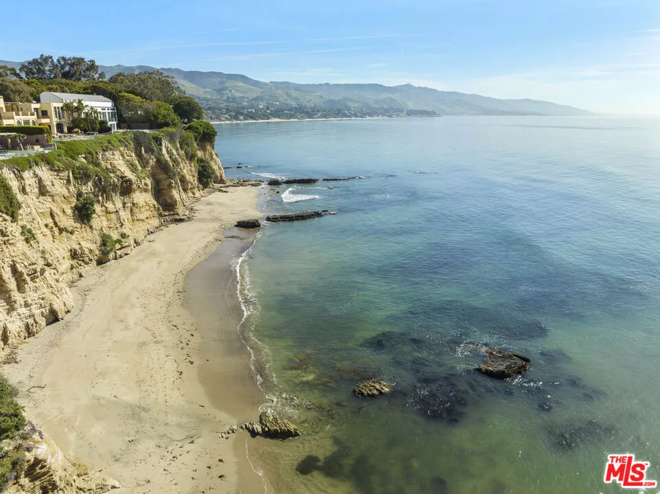 6671 Dume Drive Malibu, CA 90265
