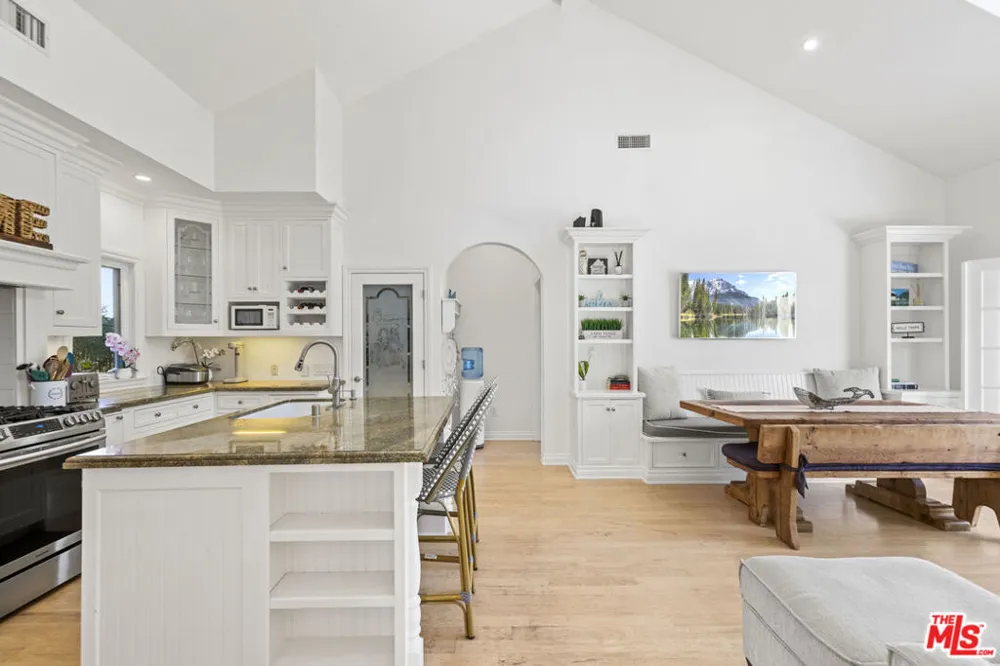 6671 Dume Drive Malibu, CA 90265