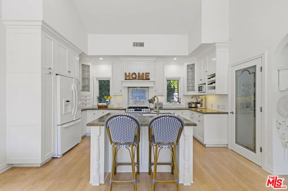 6671 Dume Drive Malibu, CA 90265