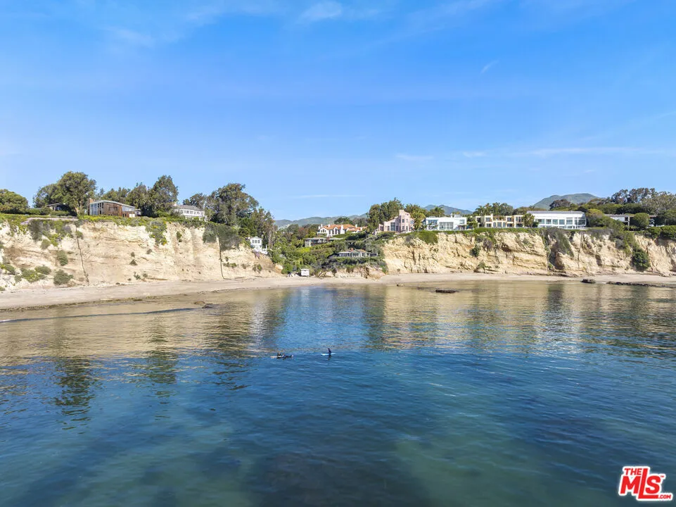 6671 Dume Drive Malibu, CA 90265