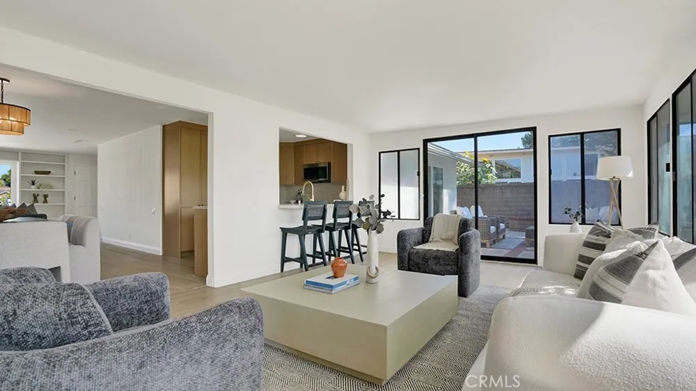 23791 Formello Laguna Hills, CA 92653