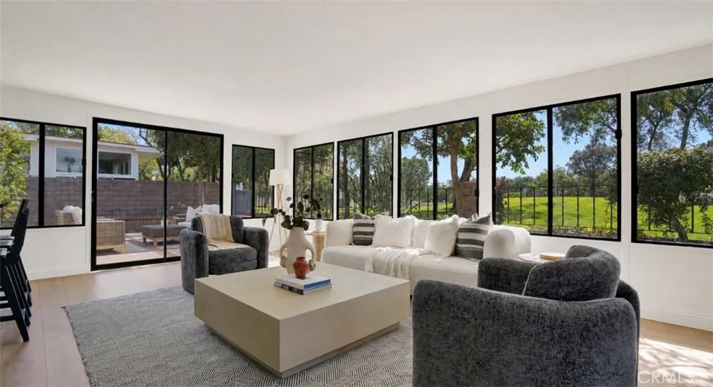 23791 Formello Laguna Hills, CA 92653