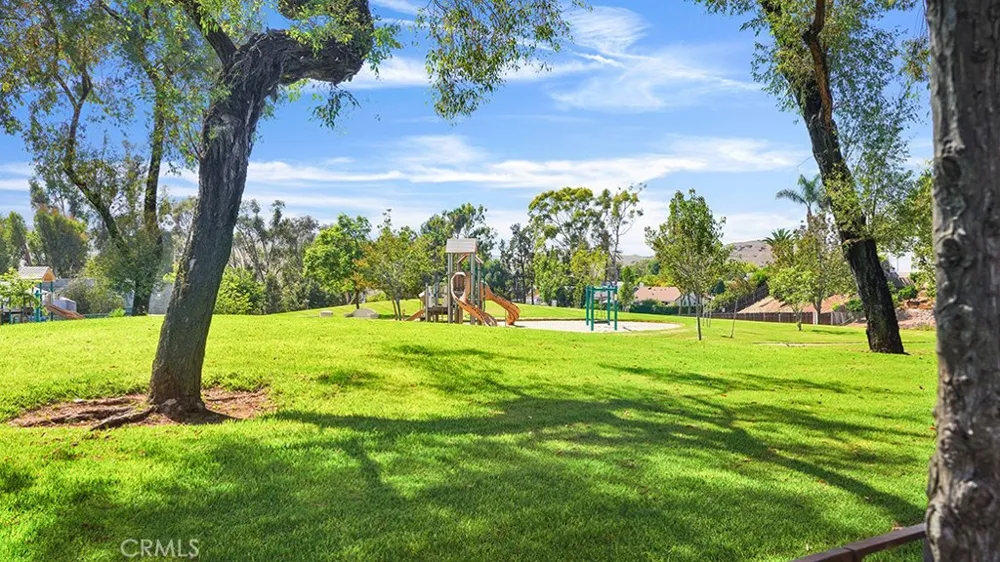 23791 Formello Laguna Hills, CA 92653