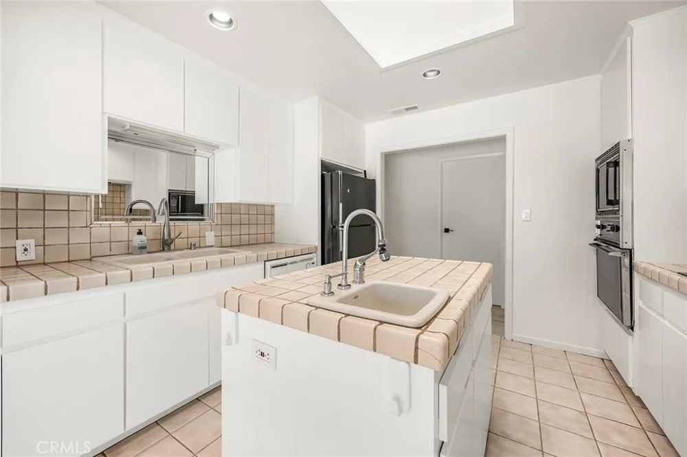1432 S Kenmore Anaheim, CA 92804