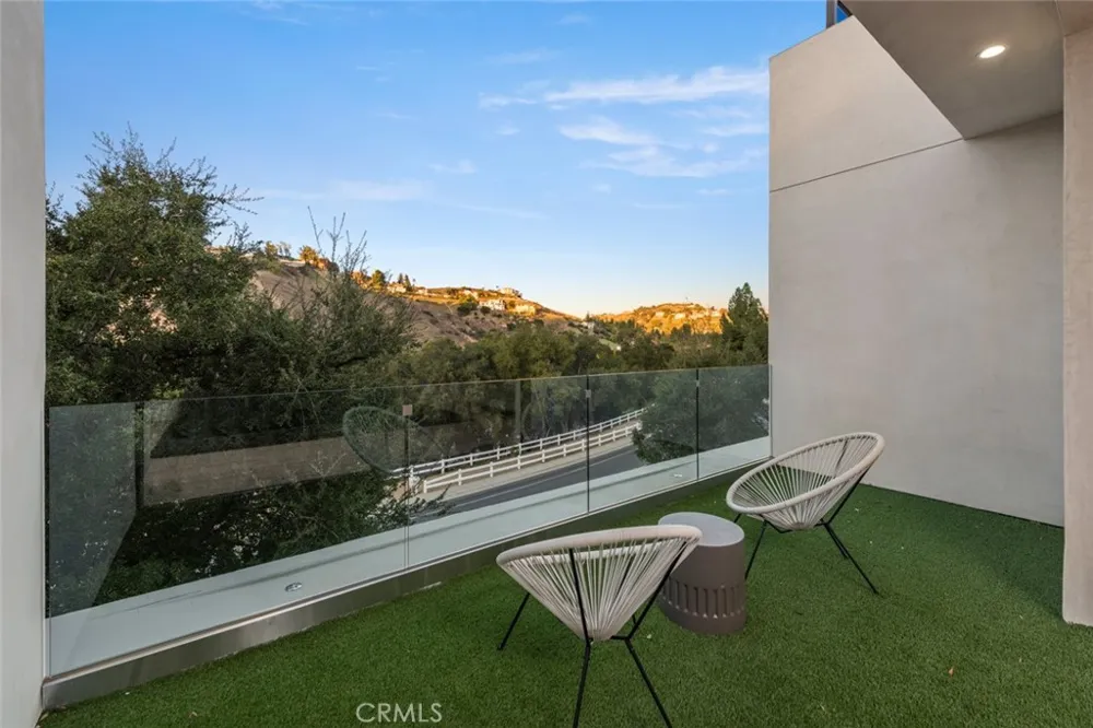 158 Bell Canyon Road Bell Canyon, CA 91307