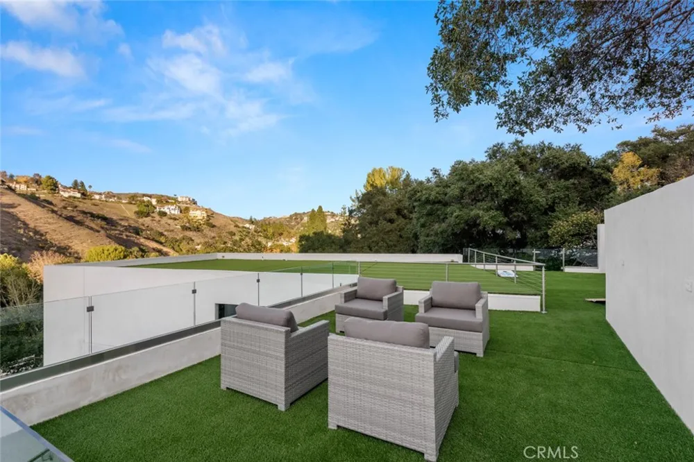 158 Bell Canyon Road Bell Canyon, CA 91307