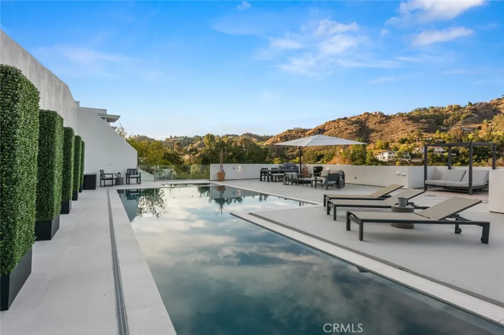 158 Bell Canyon Road Bell Canyon, CA 91307