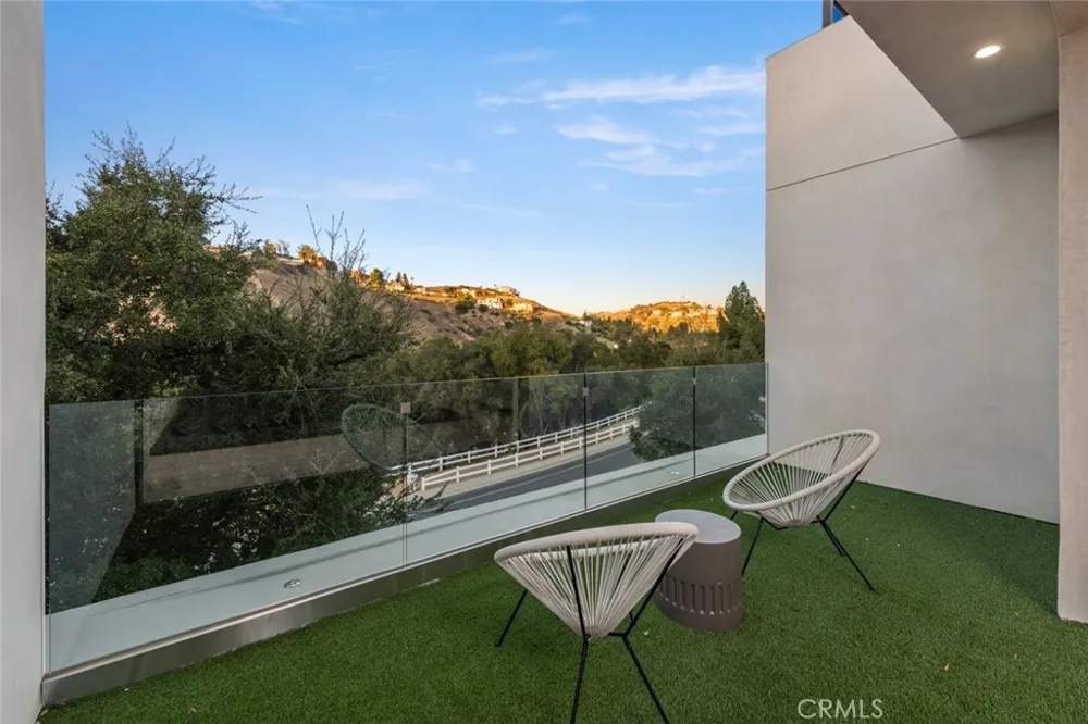 158 Bell Canyon Road Bell Canyon, CA 91307
